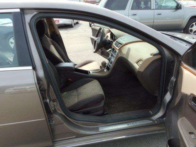 2011 Chevrolet Malibu LT 4dr Sedan W/1lt